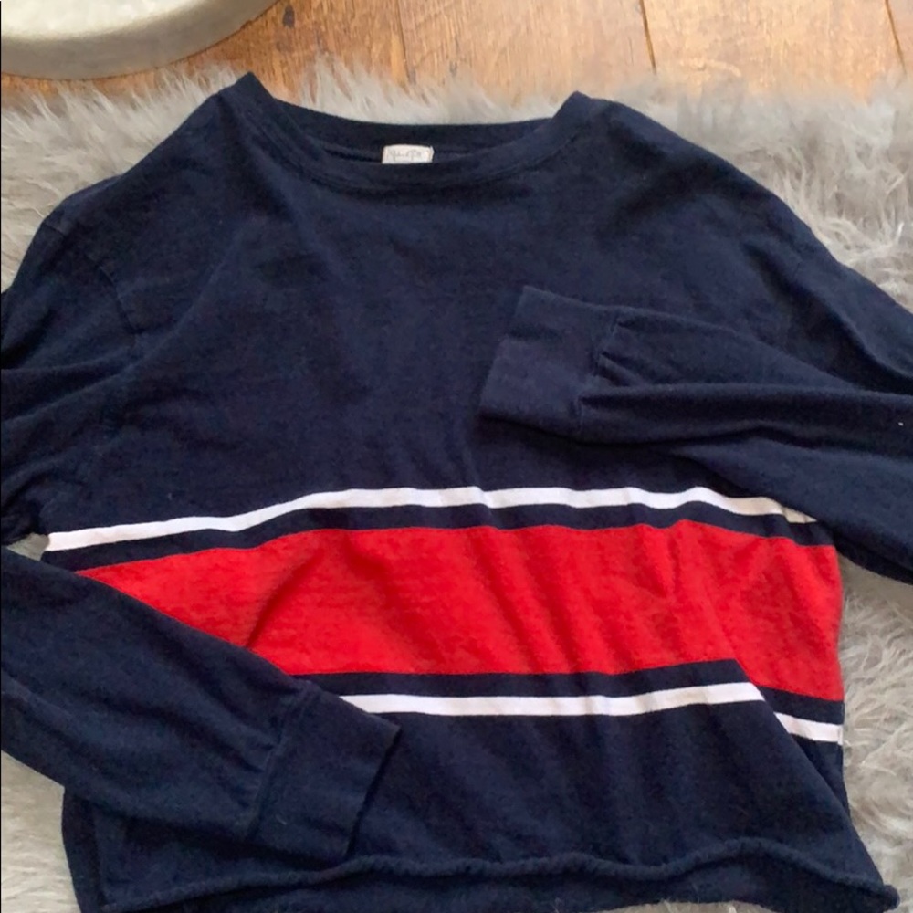 Brandy Melville/ John Gault cropped long sleeve